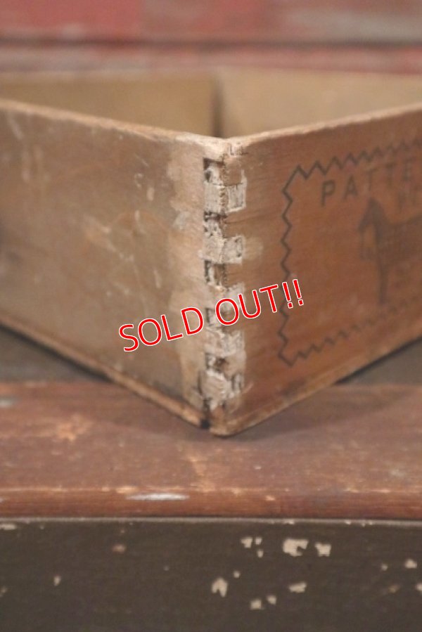 画像6: dp-210401-08 Vintage Cigar Wood Box