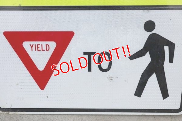 画像3: dp-210401-68 Road Sign "TURNING VEHICHLES"