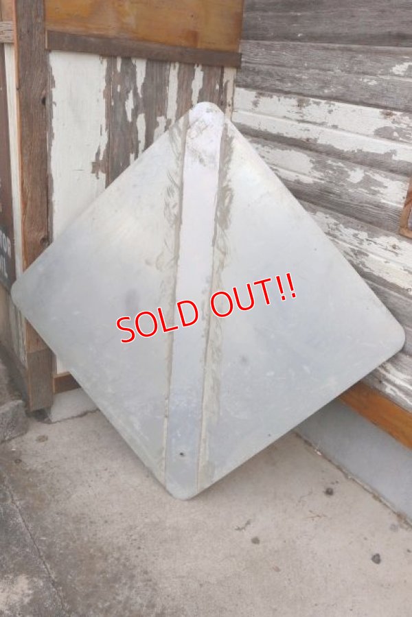 画像6: dp-210401-69 Road Sign "HIGWAY CROSSING AHEAD"