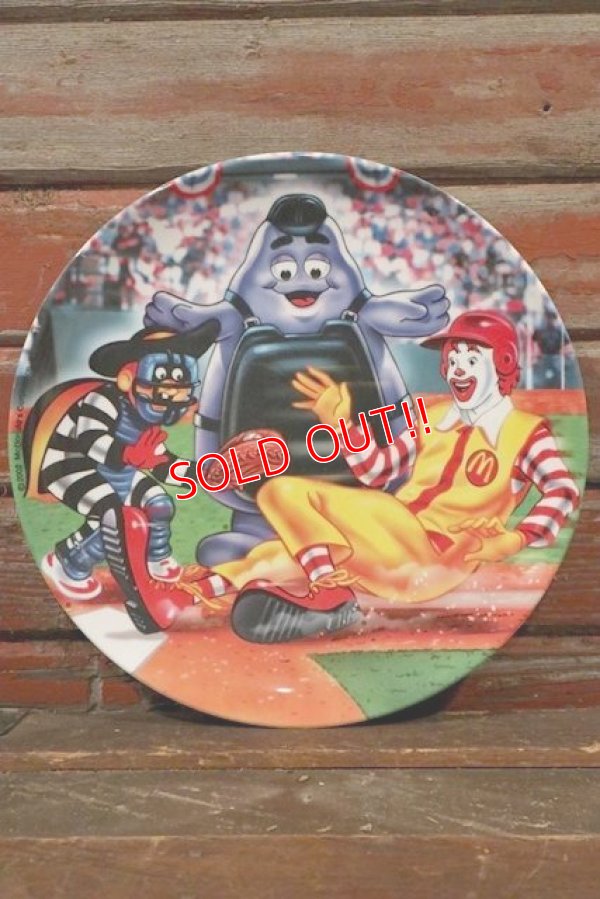 画像1: ct-210401-30 McDonald's / 2002 Collectors Plate "Cross Play"