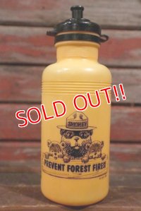 ct-210301-78 Smokey Bear / Water Bottle