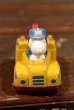 画像2: ct-210401-80 Snoopy / HASBRO 1980's Towing Die-cast Car (2)