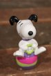 画像1: ct-210401-54 Snoopy / Whitman's 2001 PVC "Easter Egg Hopping" (1)