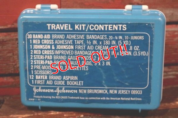 画像8: dp-210401-79 Johnson & Johnson / Compact FIRST AID TRAVEL KIT Box