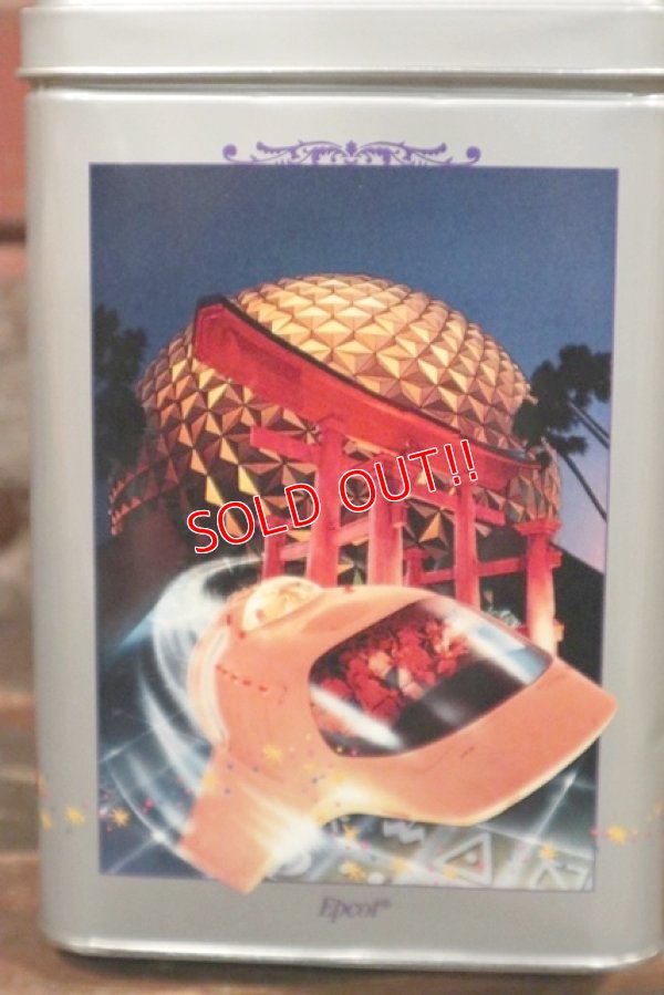 画像5: ct-210401-62 Walt Disney World 25the Anniversary / Nestle 1996 Tin Cookie Can