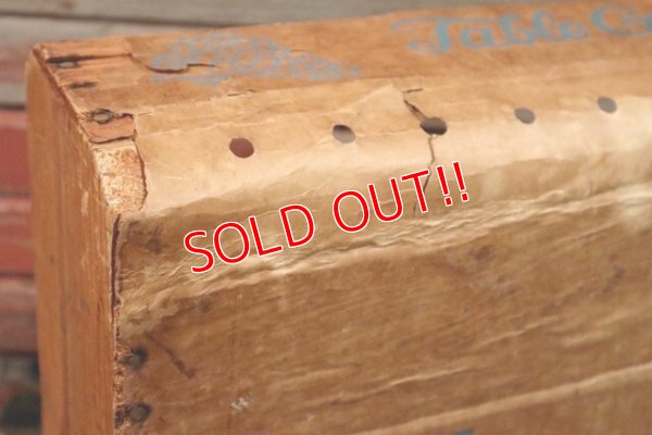 画像11: dp-210401-12 Lovell Table Grapes / Vintage Wood Box