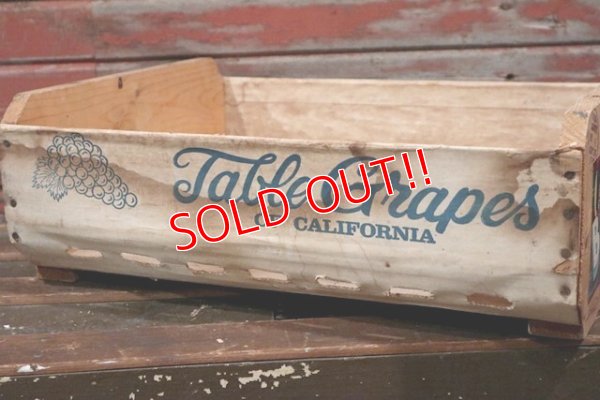 画像4: dp-210401-13 BALLANTINE Table Grapes / Vintage Wood Box