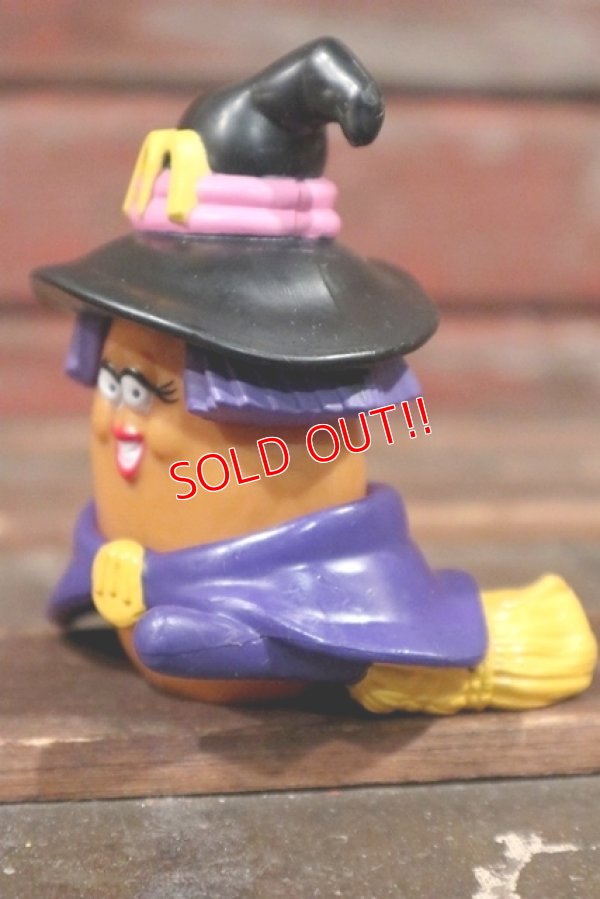 画像2: ct-210501-51 McDonald's / 1993 McNUGGET BUDDIES "Halloween Witch"