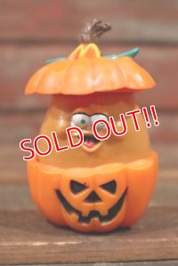 ct-210501-51 McDonald's / 1993 McNUGGET BUDDIES "Halloween Pumpkin"