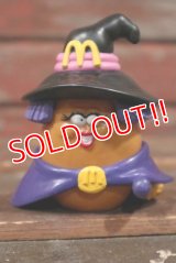 ct-210501-51 McDonald's / 1993 McNUGGET BUDDIES "Halloween Witch"