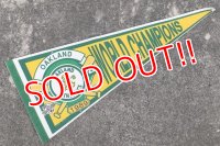 ct-210401-106 OAKLAND ATHLETICS  / 1989 World Champions Pennant