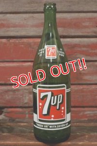 dp-210301-72 7up / 1950's 1 PINT 12 FL.OZ. Bottle
