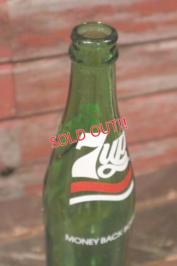 画像3: dp-210301-82 7up / 1970's 16 FL.OZ Bottle "Odd Logo"