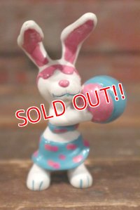 ct-200701-60 Beach Bunnies / Hardee's 1989 PVC Figure
