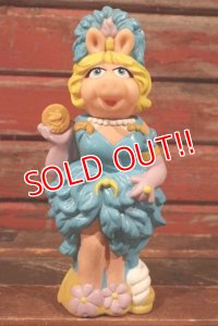 ct-210501-86 Miss Piggy / 1990's Bubble Bath Bottle