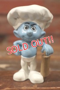 ct-210501-100 Smurf / McDonald's 2011 Meal Toy "Baker Smurf"
