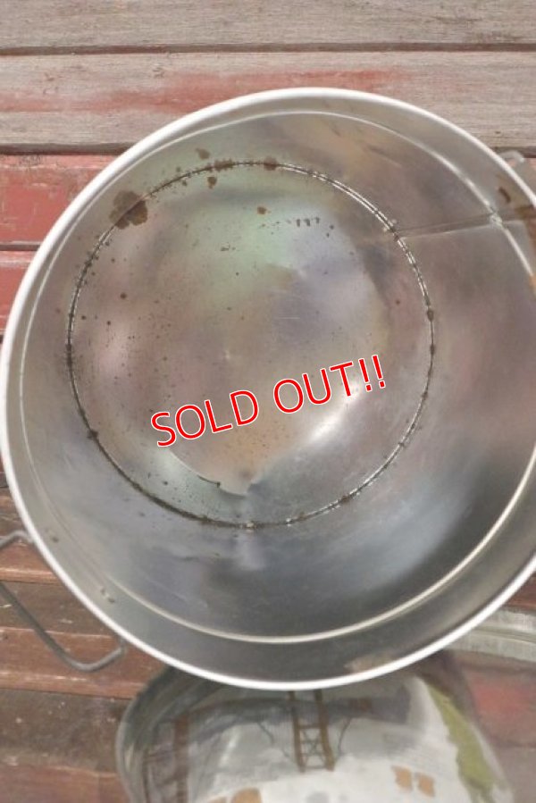 画像12: dp-210501-37 INCREDIBLE PRETZLE FACTS / Vintage Tin Can