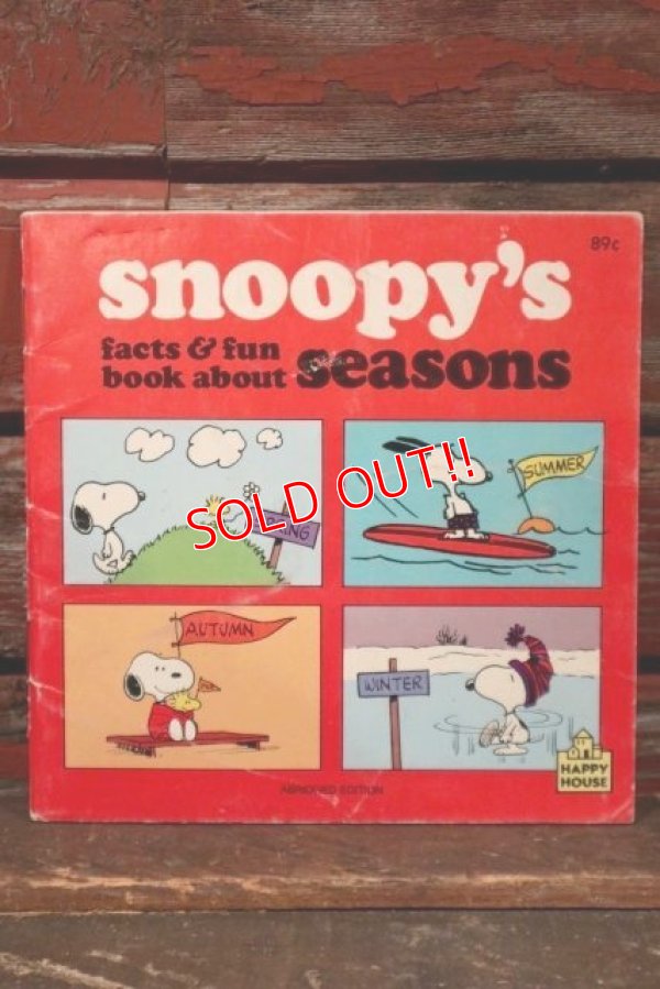 画像1: ct-200415-01 SNOOPY'S facts & fun book about seasons / 1970's Picture Book