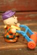 画像3: ct-140909-22 PEANUTS / McDonald's 1990 Meal Toy "Charlie Brown's Seed Bag 'N' Tiller" (3)