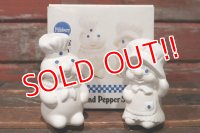 ct-140820-15 Pillsbury / Poppin Fresh & Poppie Fresh 1988 Ceramic Salt and Pepper Set (Box)