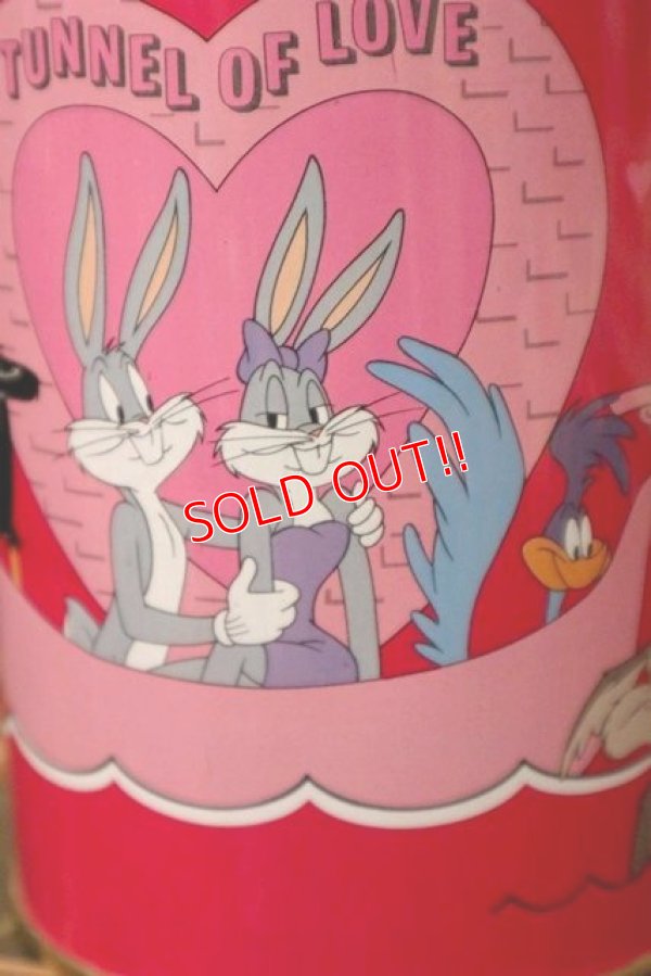画像2: ct-210701-45 Looney Tunes / 1990's BRACH'S Tin Can