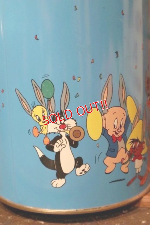 画像4: ct-210701-44 Happy Birthday Bugs / 1990's BRACH'S Tin Can