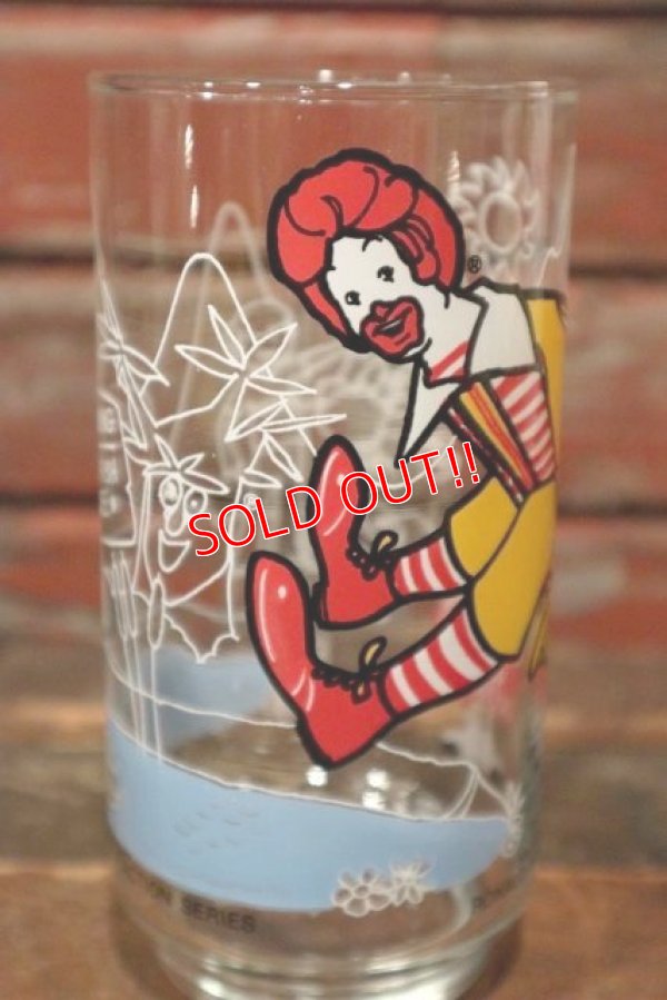 画像2: gs-210701-21 McDonald's / 1977 Action Series "Ronald McDonald" Glass