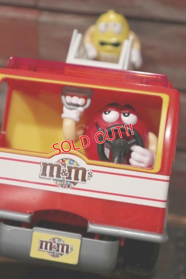 画像2: ct-210701-109 Mars / m&m's 2011 Fire Truck Candy Dispenser