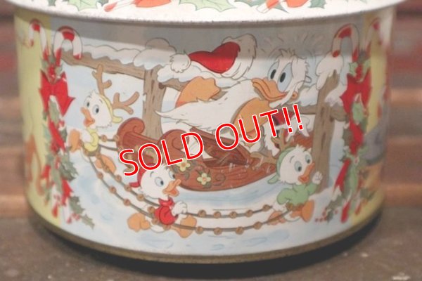 画像4: ct-210701-38 Walt Disney's / 1970's Merry Christmas Collectors Edition Volume IV Tin Can