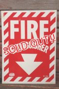 dp-210701-48 FIRE EXTINGUISHER / Vintage Plastic Sign