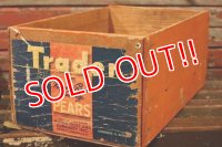 dp-180110-06 Trader PEARS / Vintage Wood Box
