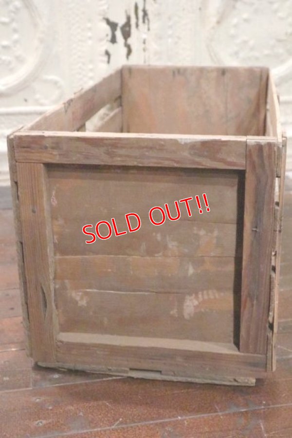 画像3: dp-210601-12 ALABAMA BLAND Strawberries / Vintage Wood Box
