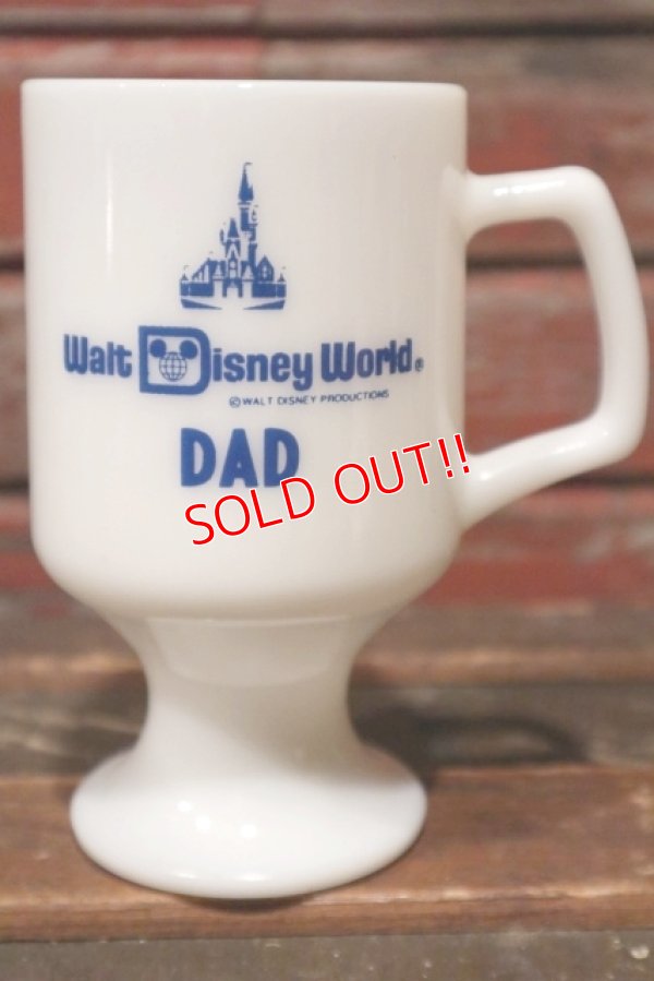 画像1: ct-210801-29 Walt Disney World / Federal 1970's Footed Mug "DAD"