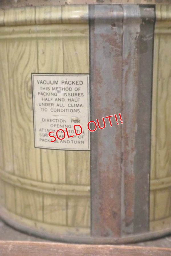 画像4: dp-210701-28 LUCKY STRIKE HALF AND HALF / 1940's-1950's Tin can