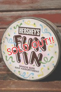 dp-210801-14 HERSHEY'S FUN TIN / 1980's〜 Metal Can