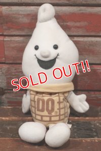 ct-210901-15 Dairy Queen / 1998 Curly Top Plush Doll