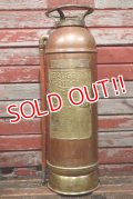 dp-211101-11 BADGER'S / 1940's-1950's Metal Fire Extinguisher