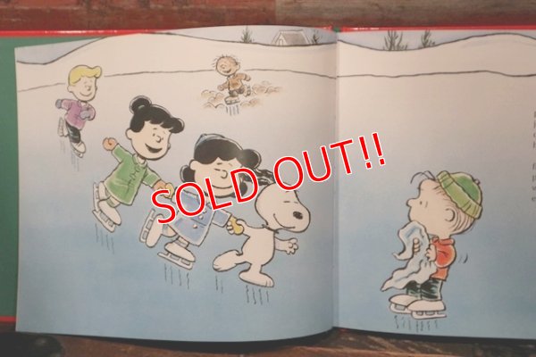 画像2: ct-211101-47 A Charlie Brown Christmas / 2002 Picture Book