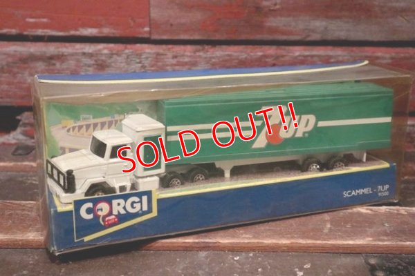 画像1: dp-211110-69 7up / CORGI 1991 SCAMMEL Trailer Truck