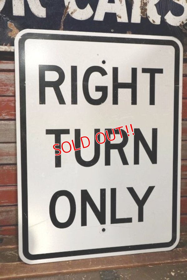 画像1: dp-211110-59 Road Sign "RIGHT TURN ONLY"
