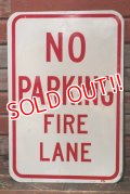 dp-211110-59 Road Sign "NO PARKING FIRE LANE"