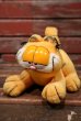 画像1: ct-211201-35 Garfield / FINE TOYS 1978 Plush Doll (1)