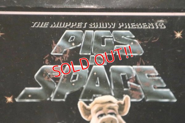画像4: ct-211210-54 The Muppets Show Presents PIGS IN SPACE / THERMOS 1977 Metal Lunch Box