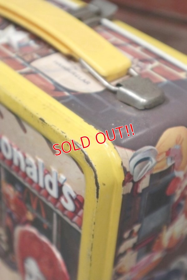 画像11: ct-211201-118 McDonald's / Aladdin 1982 Metal Lunch Box