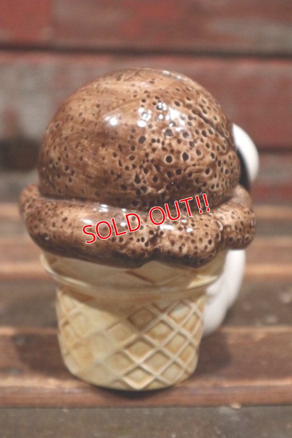 画像5: ct-220101-03 Snoopy / Determined 1982 Ice Cream Coin Bank