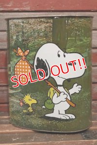 ct-220101-06 Snoopy & Charlie Brown / CHEINCO 1960's-1970's Trash Box