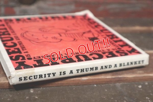 画像8: ct-211201-108 PEANUTS / SECURITY IS A THUMB AND A BLANKET 1970's Book