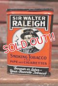 dp-211210-29 SIR WALTER RALEIGH / Vintage Tobacco Can