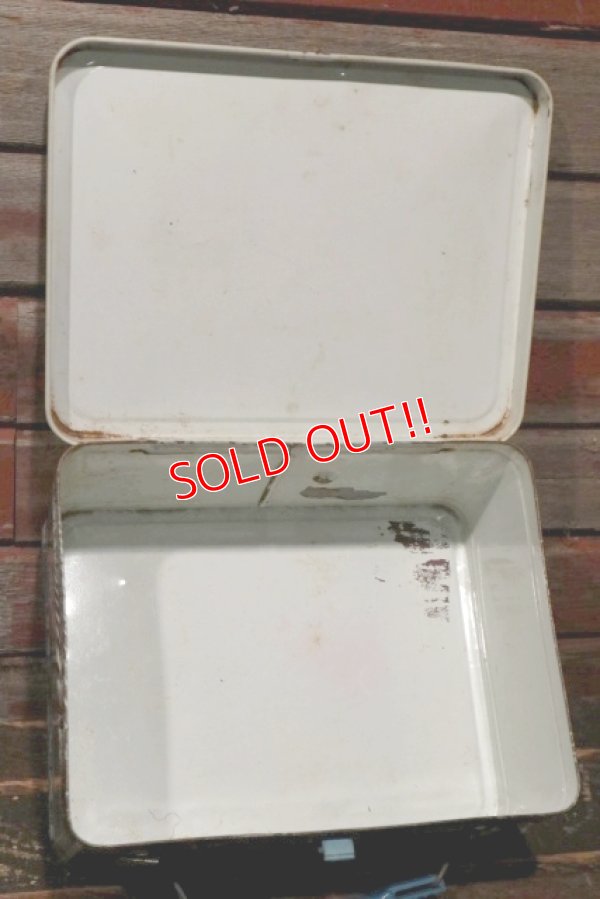 画像9: ct-211210-49 King kong / THERMOS 1976 Metal Lunch Box