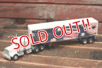 dp-220201-39 DUNKIN' DONUTS / 1995 Die Cast Trailer Truck Toy